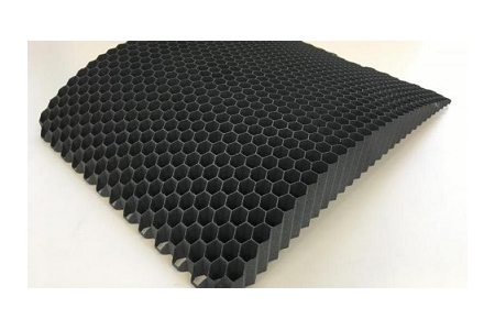 赫氏推出磁屏蔽新技術(shù) 采用PEKK熱塑性碳纖維引領(lǐng)高性能復(fù)合材料革新